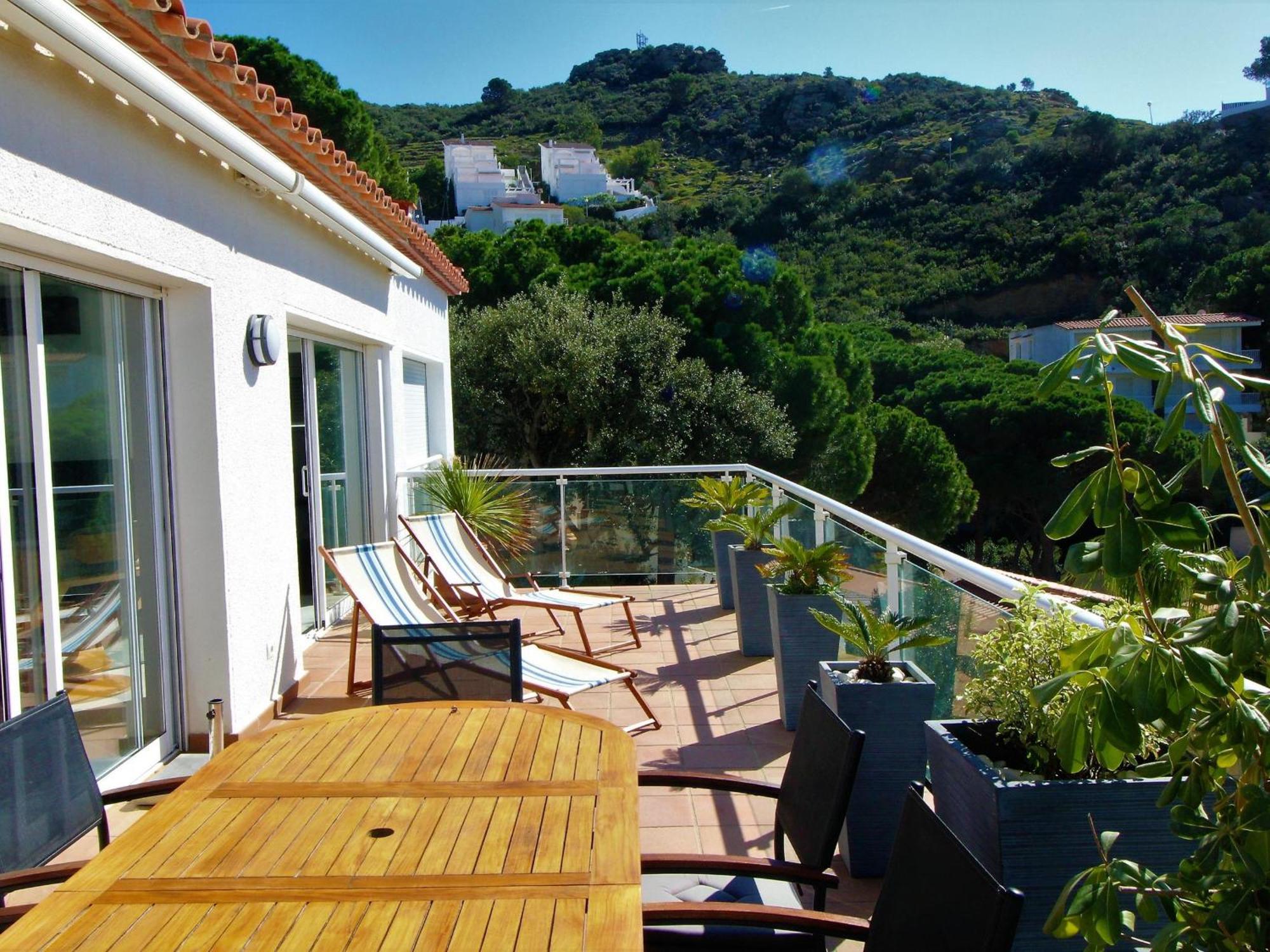 6020 Martin, Casa Con Intimidad, Maravillosa Vista Panoramica A Canyelles Petites, Zona Muy Tranquila En La Colina, Jardin Con Zona Chill-out. A.a. Parking - Es-258-82 Roses