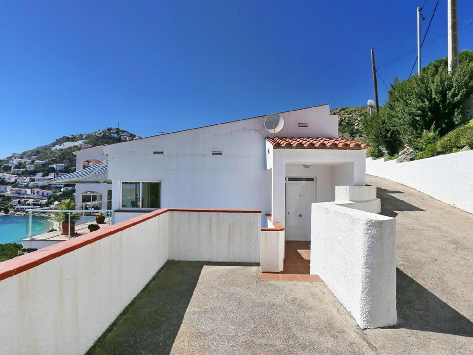 Holiday home 6020 Martin, Casa Con Intimidad, Maravillosa Vista Panoramica A Canyelles Petites, Zona Muy Tranquila En La Colina, Jardin Con Zona Chill-out. A.a. Parking - Es-258-82 *